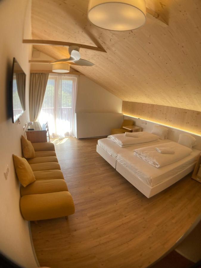 Seehotel Am Hallstaettersee Modern Rooms Obertraun Room photo